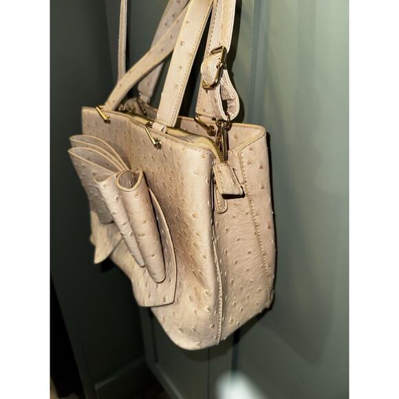 Grossi Bowtie Purse in faux ostrich leather - Picture 2 of 11